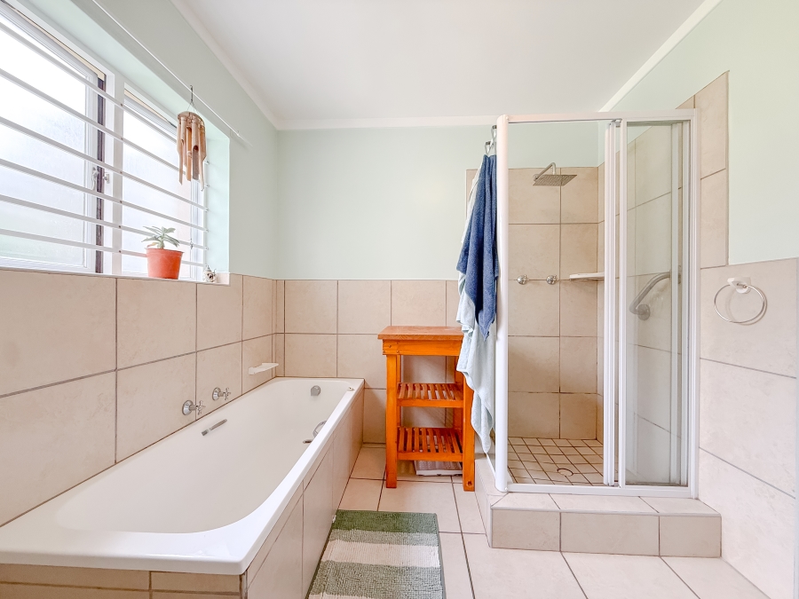 3 Bedroom Property for Sale in Bowtie Western Cape